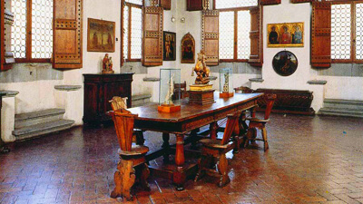 Музеи Хорн и Стибберт